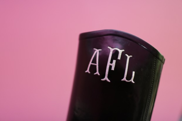 Macs design monogram